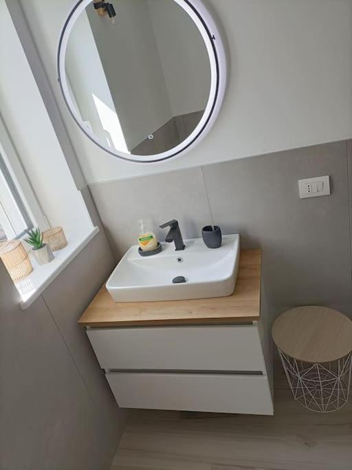 Lake Dream Apartment With Pool In Bardolino Extérieur photo
