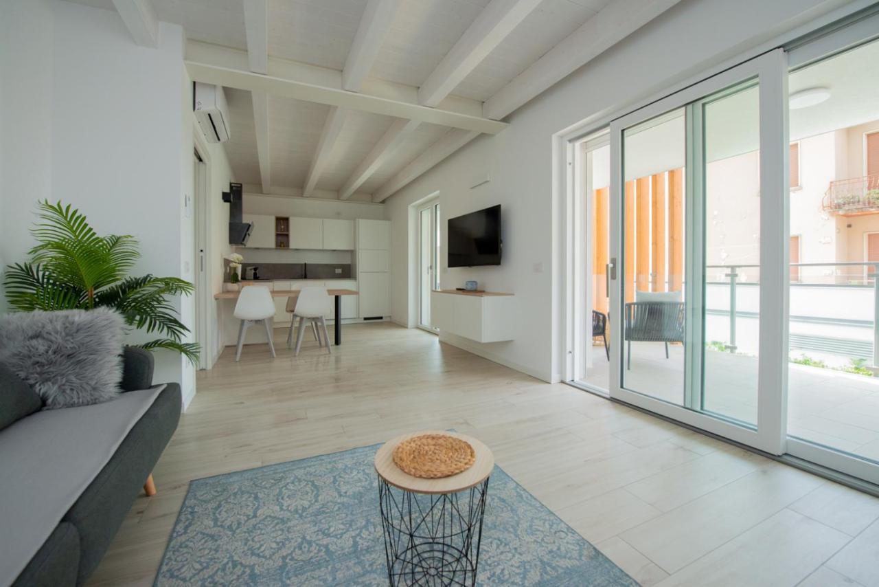 Lake Dream Apartment With Pool In Bardolino Extérieur photo